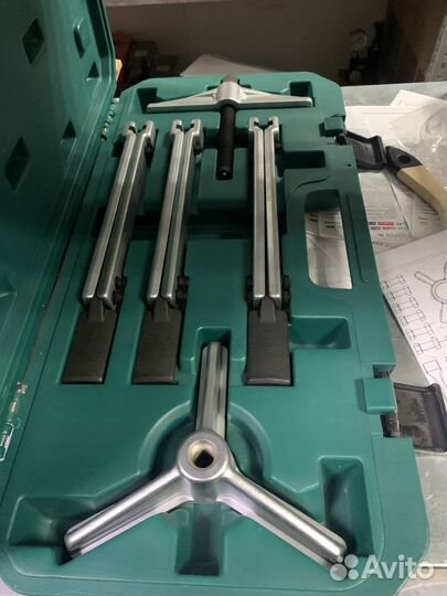 Набор универсальных съемников Jonnesway Тайвань