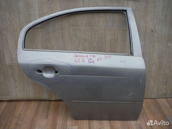 Дверь задняя правая (№3) skoda Octavia Tour 2010