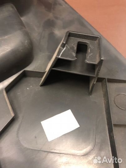 Обшивка стойки левая Volkswagen Polo sedan