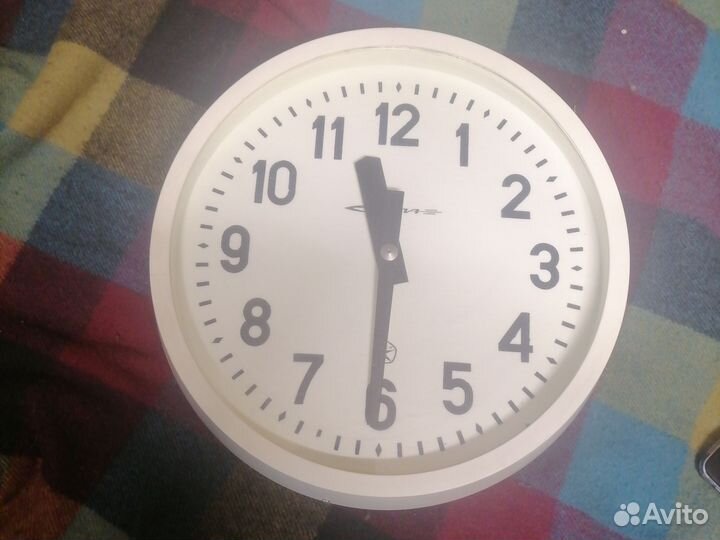 Часы первичные и вторичные