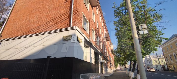 Комната 8 м² в 4-к., 3/4 эт.