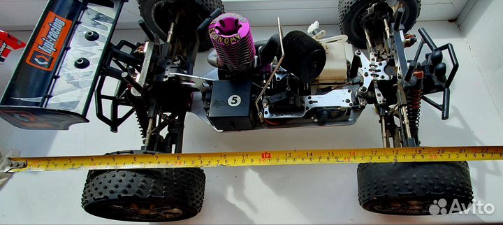 Машина с двс HPI 1:8