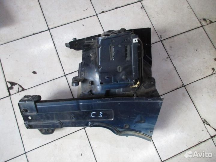Четверть w204 C-class 271.952 2009