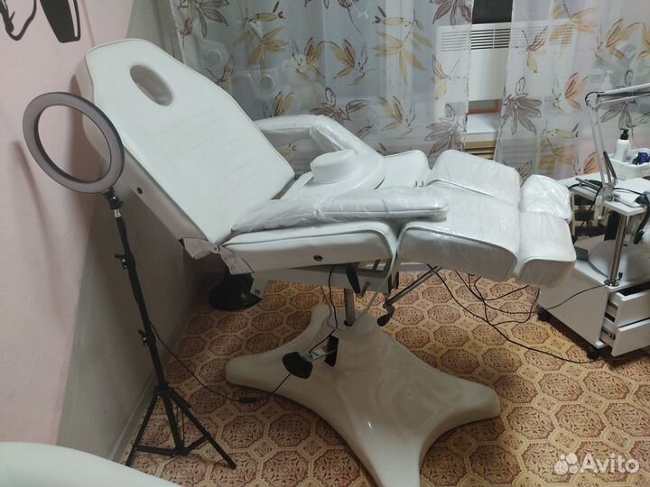 Педикюрное кресло на гидравлике бу