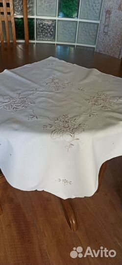 Круглая Скатерть вязаная с вышивкой винтаж