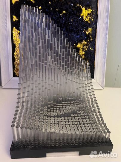 Эксклюзивный дисплей для Remy Martin