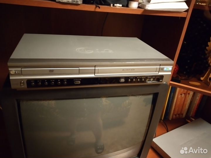 DVD/VHS плеер LG
