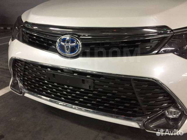 Решётки радиатора эксклюзив на Тойота Камри 55