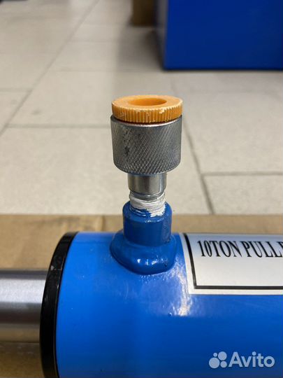 Тянущий цилиндр с двумя крюками 10т