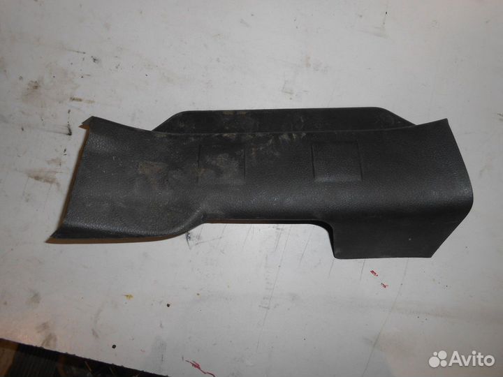 Накладка порога задняя левая внутренняя