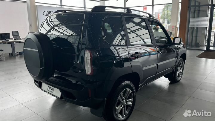 ВАЗ Niva Travel 1.7 МТ, 2023