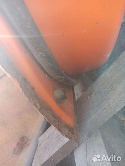 Дверь Toyota ceres marino