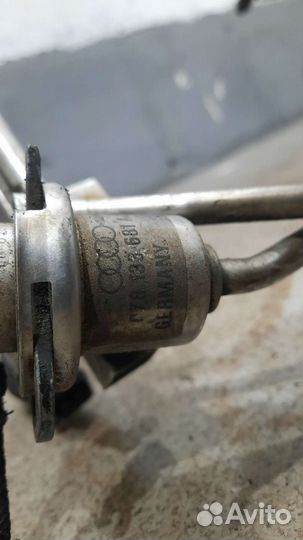 Рампа топливная рейка Audi A6 C5 2.4 1999