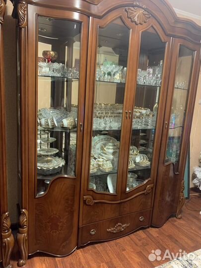 Тумба под телевизор горка