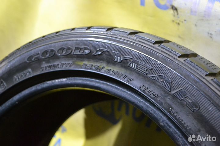 Goodyear Ice Navi Zea II 225/45 R17
