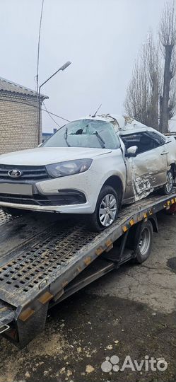 LADA Granta 1.6 МТ, 2022, битый, 25 000 км