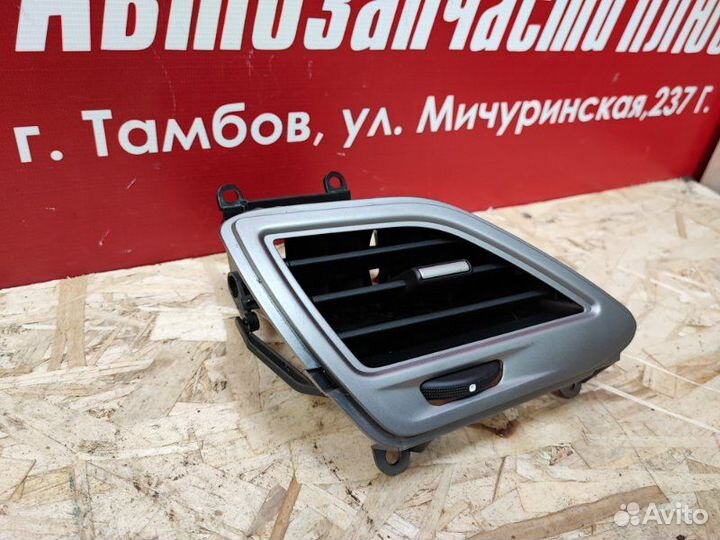 Дефлектор торпедо левый LADA Vesta