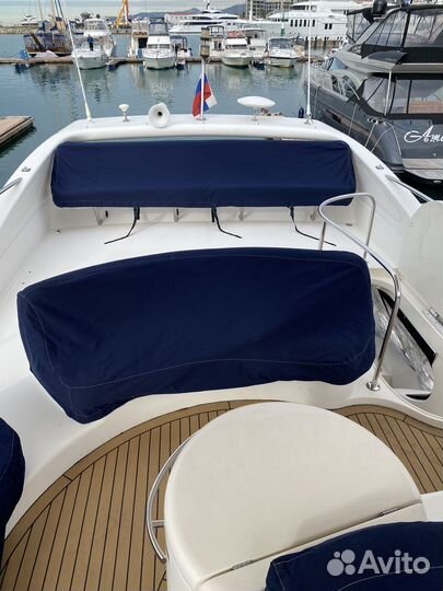 Моторная яхта Azimut 46