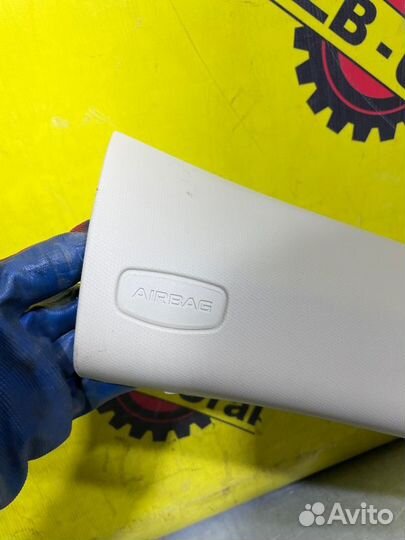 Обшивка стойки передняя передняя левая Geely Atlas