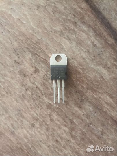 Транзистор в приборную панель Audi80