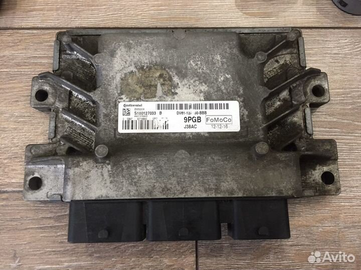 Блок управления двигателем ford focus 3