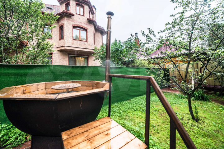 Дом 100 м² на участке 3 сот.