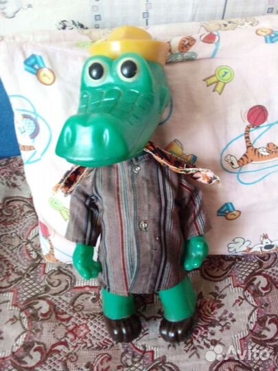 Крокодил Гена