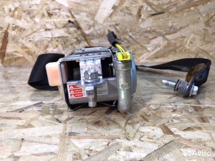 Ремень безопасности передний левый Nissan Armada