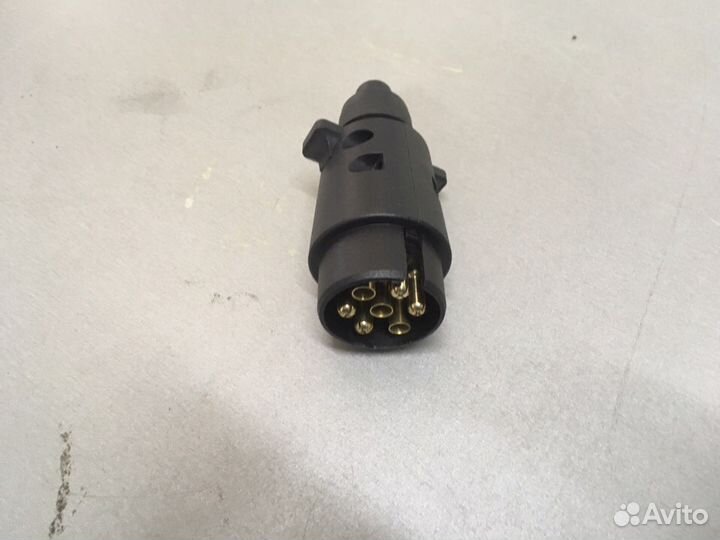 Вилка 7 контактная, пластик