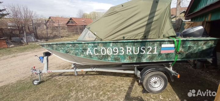 Лодка Днепр