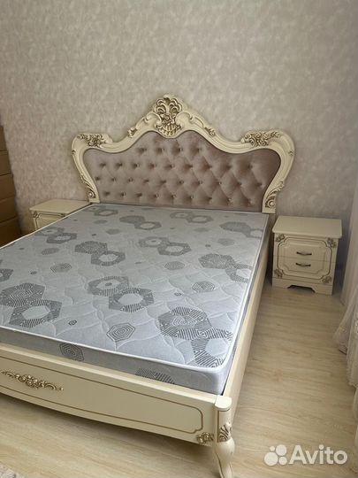 Мебель в спальню