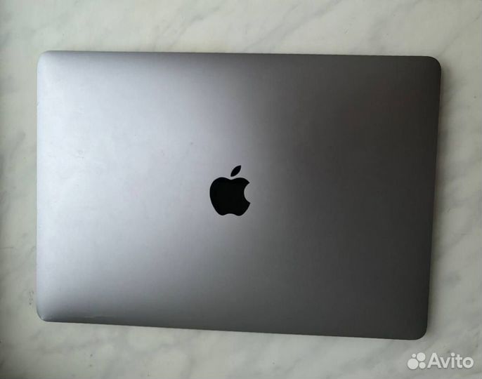 Apple MacBook Pro 13 2017 touchbar