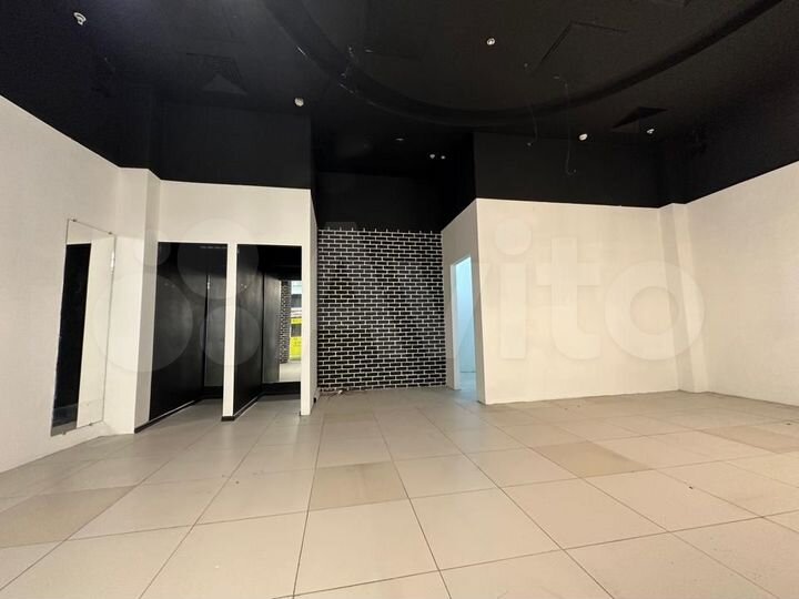 Сдам торговое помещение, 95.6 м²