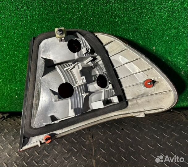 Фонарь задний левый Bmw 3 E46 2.3 2002