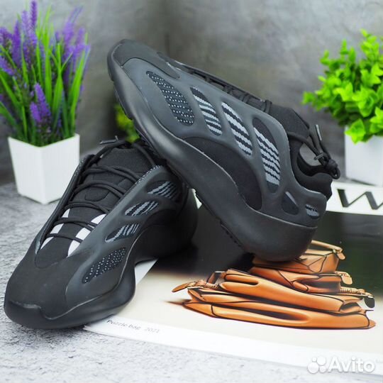 Кроссовки мужские Yeezy Boost 500 Lux