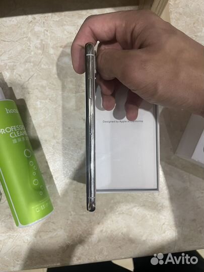 iPhone X, 256 ГБ