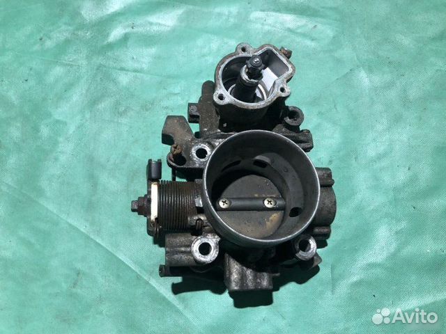 Дроссельная заслонка Mitsubishi Carisma