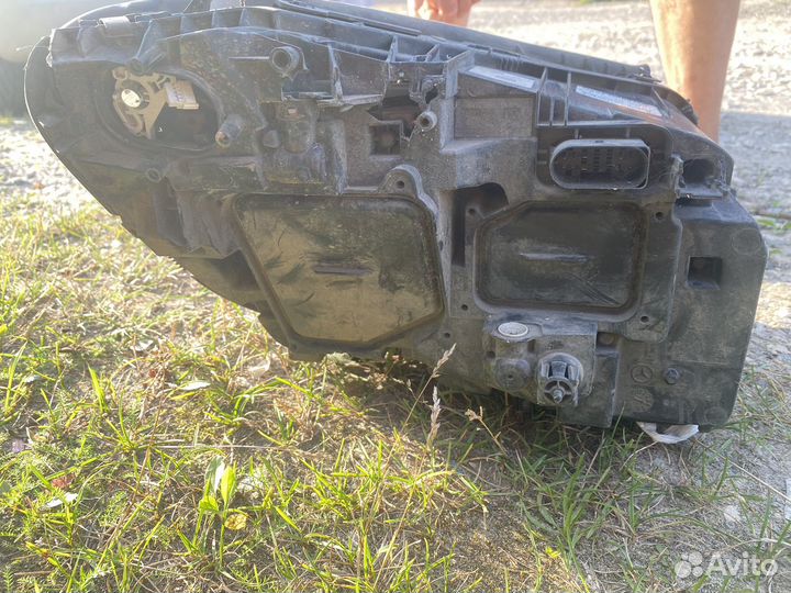 Левая фара mersedes w205