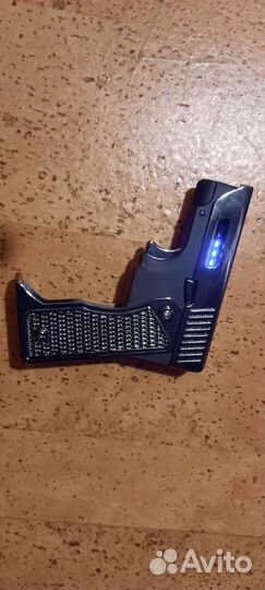 Зажигалка пистолет