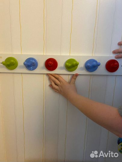Вешалка в детскую