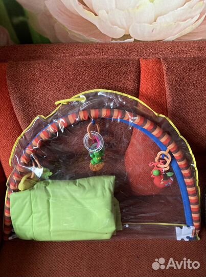 Развивающий коврик