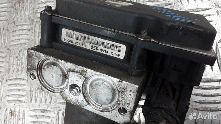 Блок управления тормозами/насос ABS Mercedes-Benz