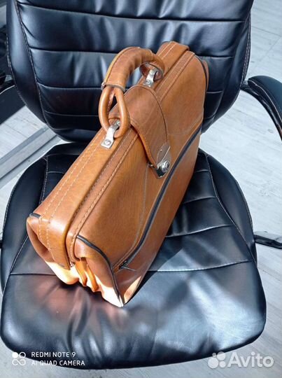 Портфель СССР для съемок кино, реквизита