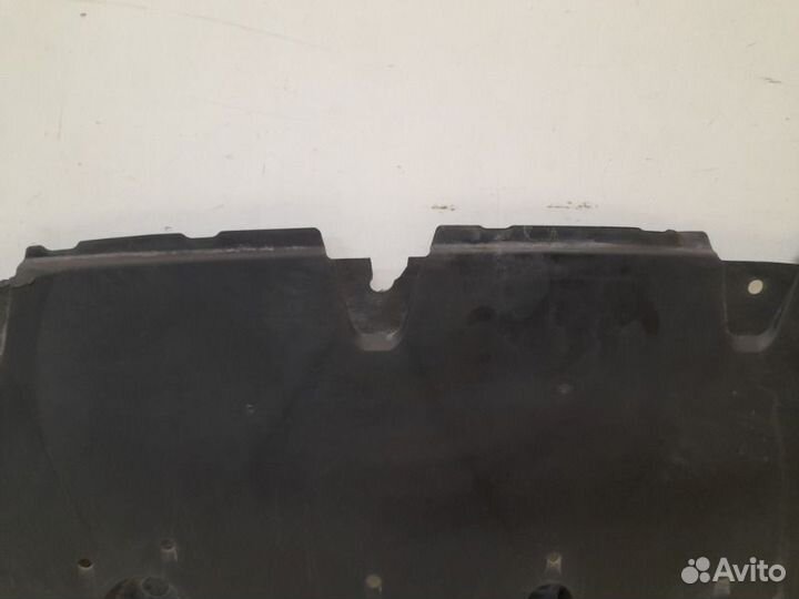 Пыльник бампера передний Toyota Camry V70 2018