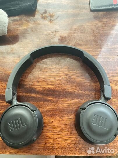 Беспроводные наушники jbl T460BT