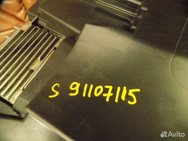 Фара левая Land Rover Range Rover