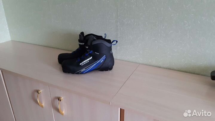 Лыжные ботинки Nofdway 43 размера