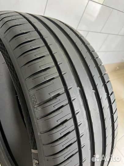 Michelin Pilot Sport 4 SUV 265/45 R21