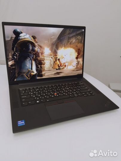 Lenovo Thinkpad P1 gen.6: 13700H, RTX 2000 Ada, 4K