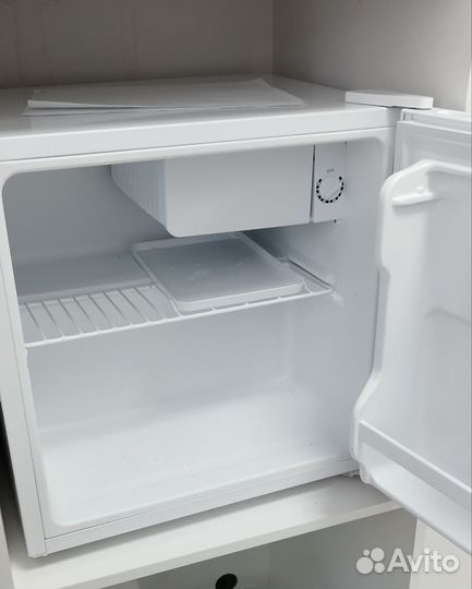 Холодильник маленький